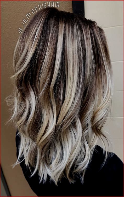 brown and blonde highlights on short hair|brown hair blonde highlights straight.